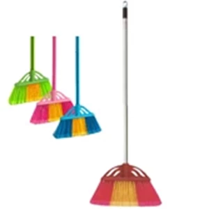 PRODUCTION OF STANDARD COLOR NYLON BROOM